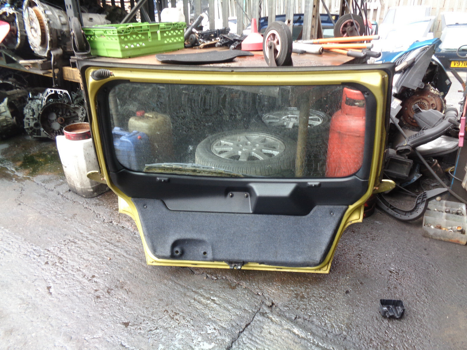 CITROEN XSARA 1998 COMPLETE REAR TAILGATE BOOTLID WINDOW MECH YELLOW