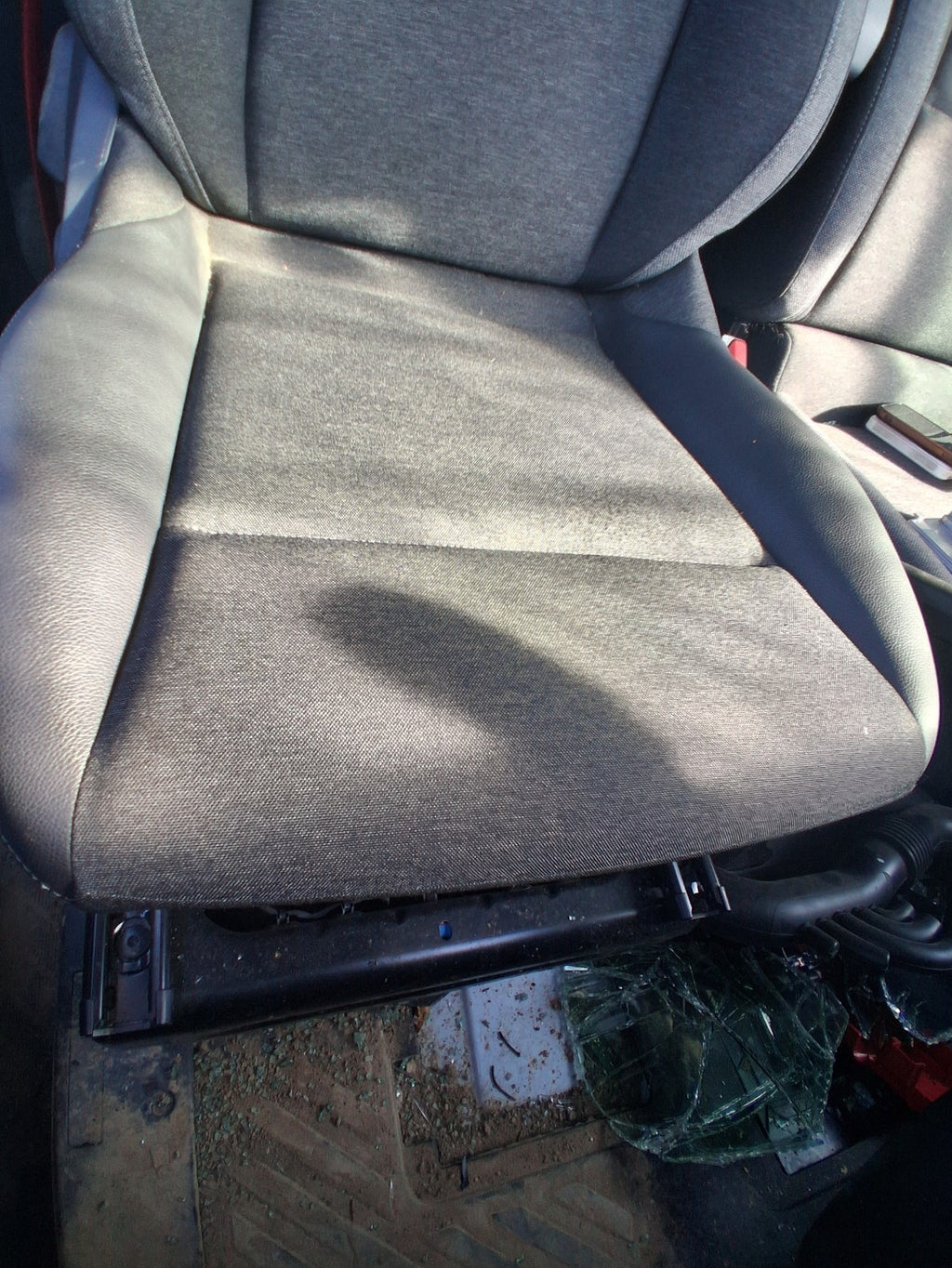 2025 RENAULT MASTER MK4 OSF DRIVER SIDE FRONT COMPLETE SEAT ARMREST FABRIC