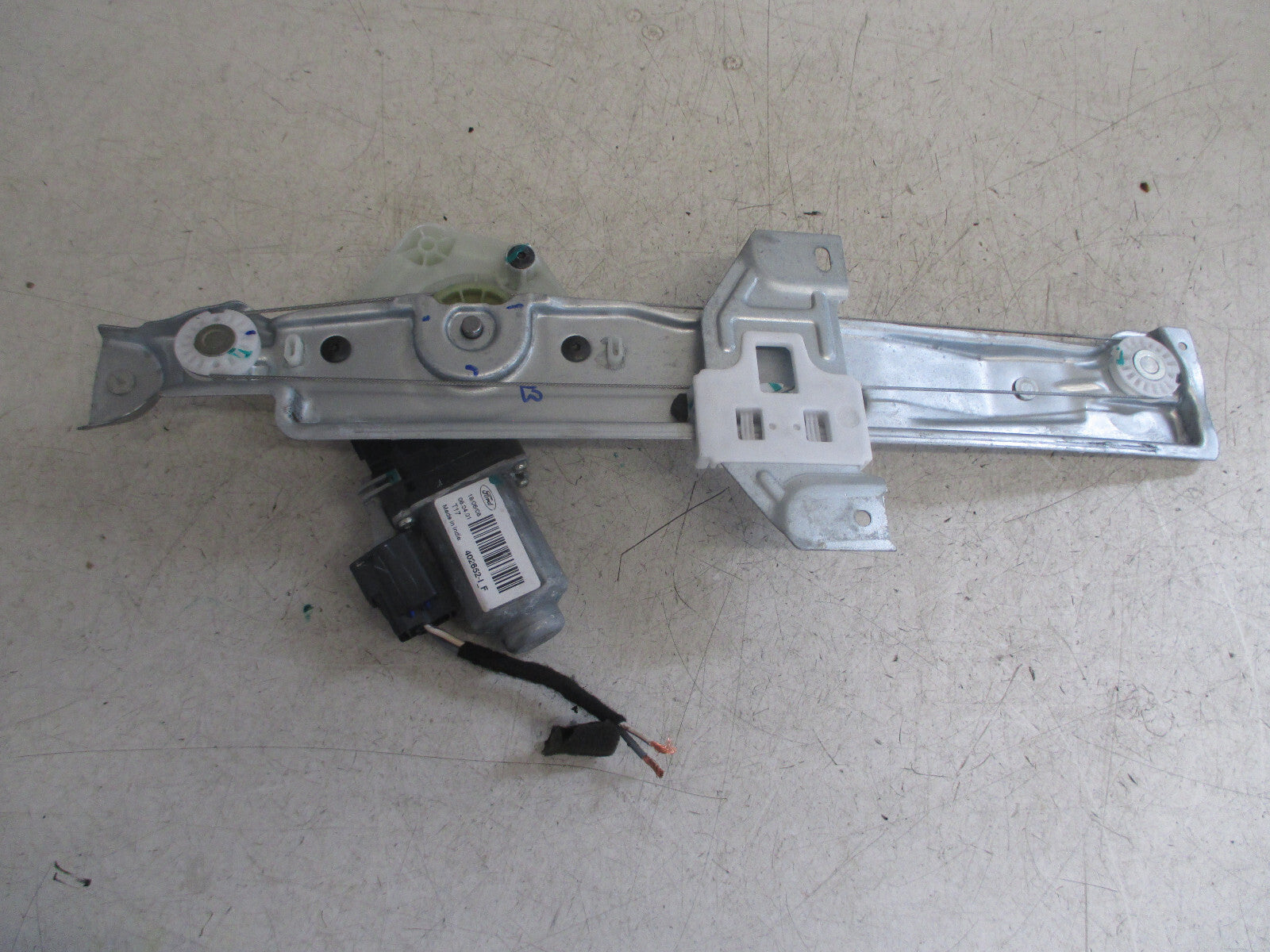 FORD KA +PLUS MK3 2018 NSR PASSENGER SIDE REAR WINDOW MOTOR REGULATOR