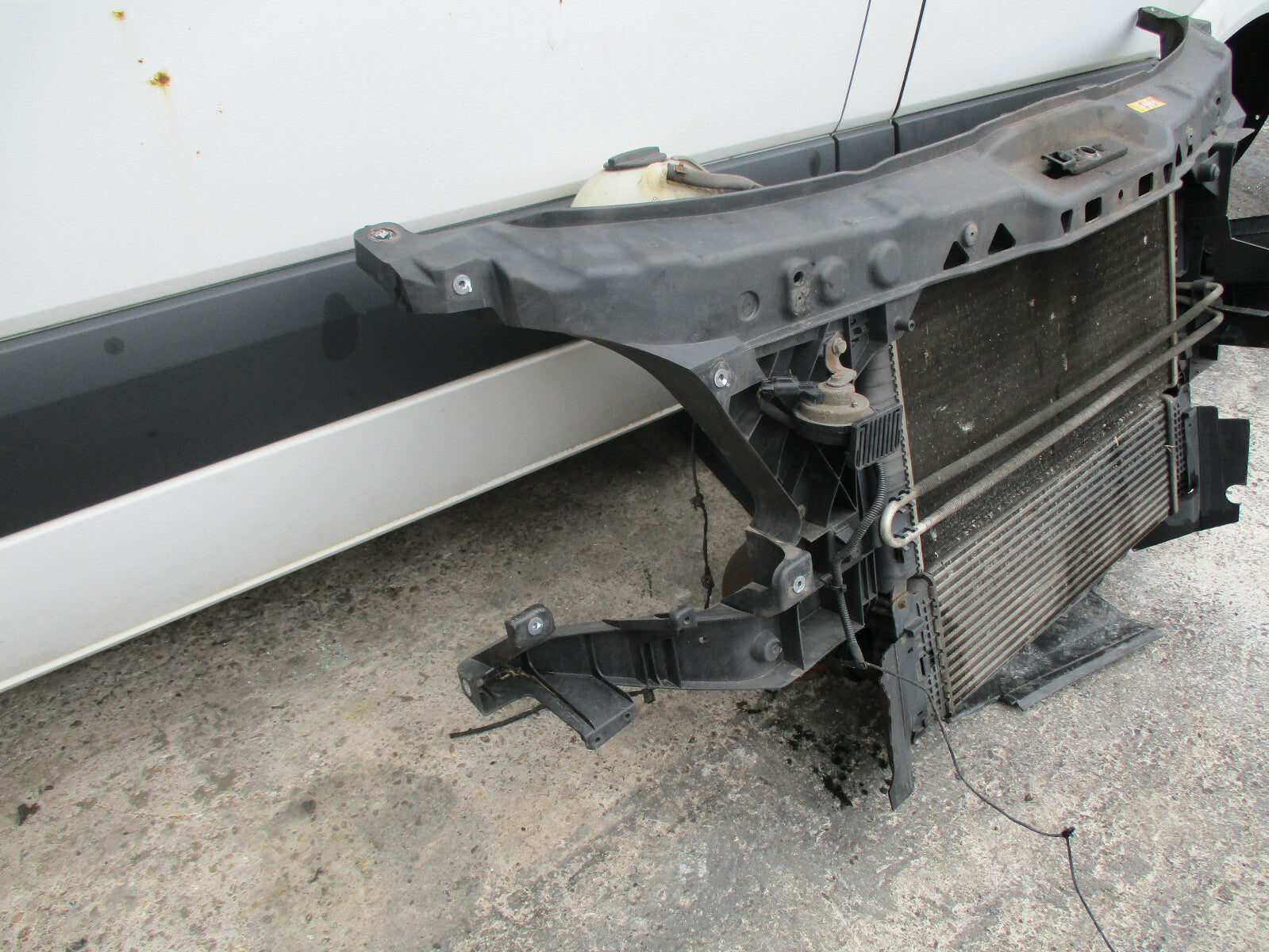 MERCEDES SPRINTER 906 2.1 CDI SLAM PANEL COOLING RAD RADIATOR PACK A9065000002