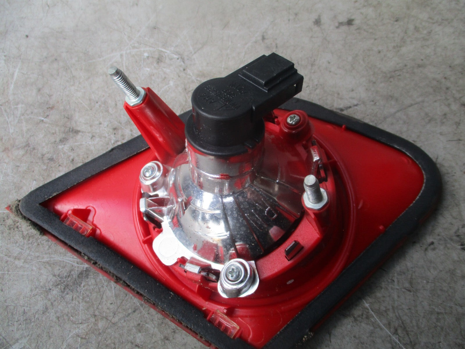 VOLKSWAGEN PASSAT 2006 B6 SALOON OSR DRIVING SIDE REAR LIGHT 27567003