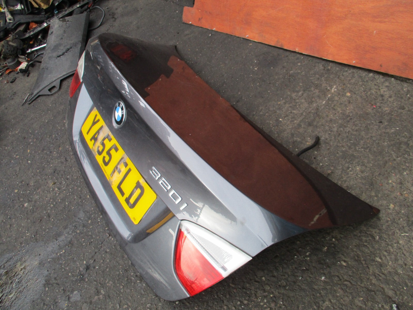 BMW 3 SERIES E90 2005 320i SALOON REAR TAILGATE BOOTLID GREY