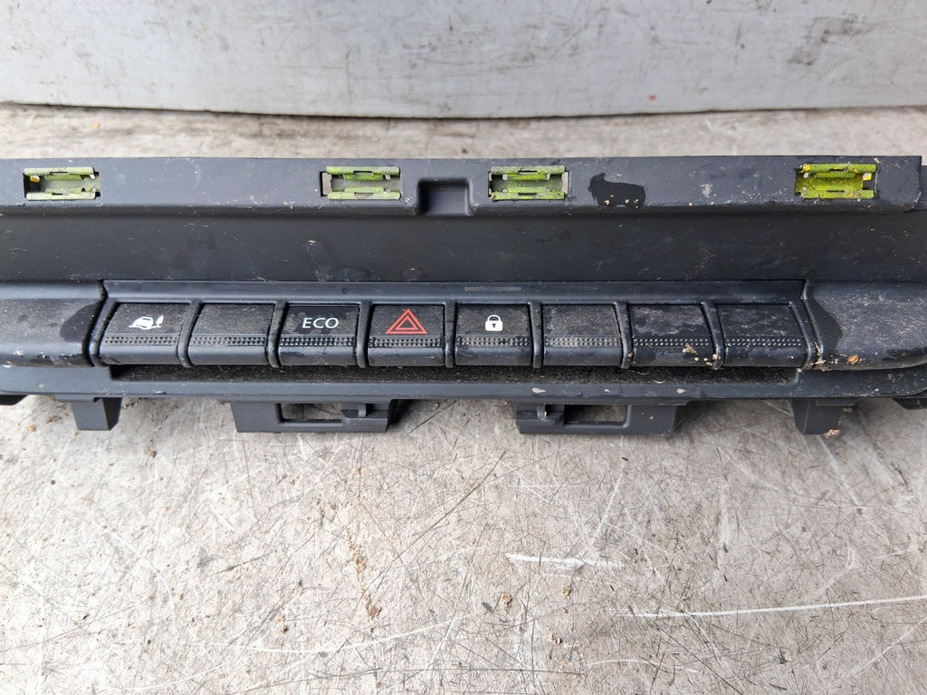 2023 RENAULT MASTER MK3 HAZARD SWITCH TRIM PANEL 283E83867R