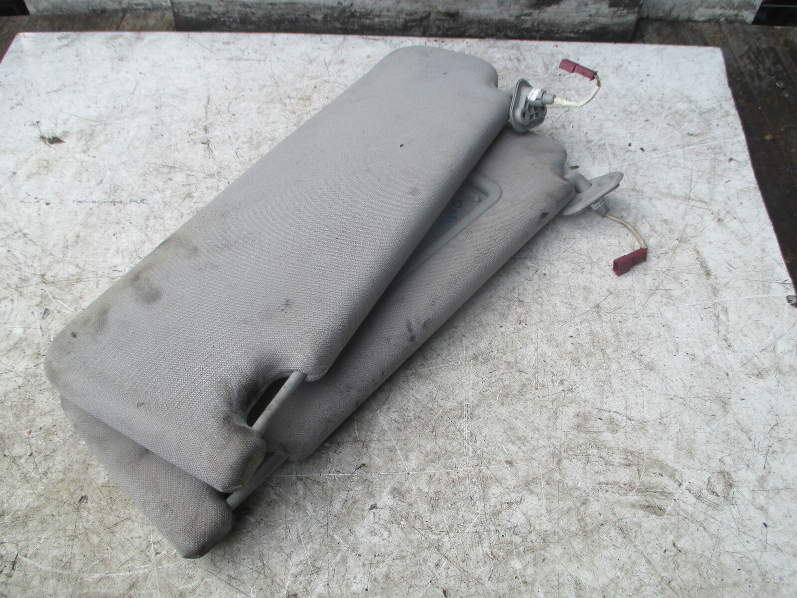 BMW 3 SERIES E90 2008 FRONT DRIVER PASSENGER SUN VISOR
