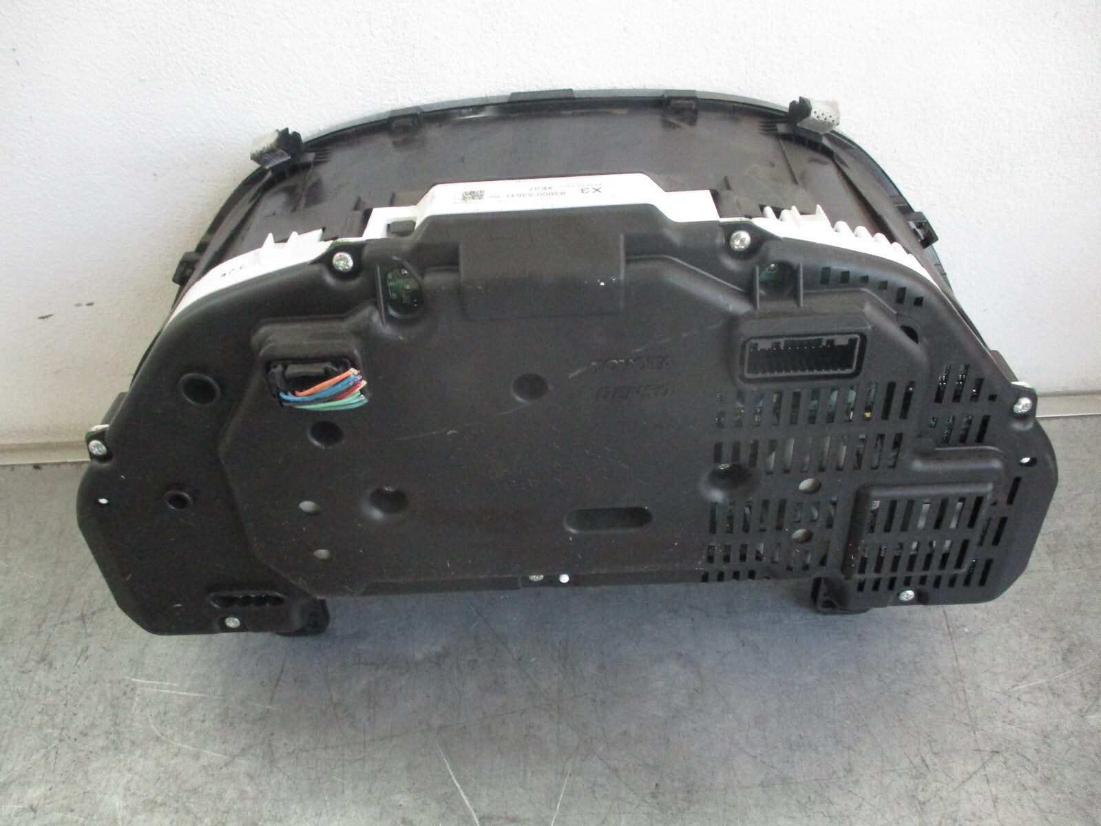 LEXUS IS XE20 2.0 DIESEL SPEEDO CLOCK CLUSTER SPEEDOMETER 83800-53641