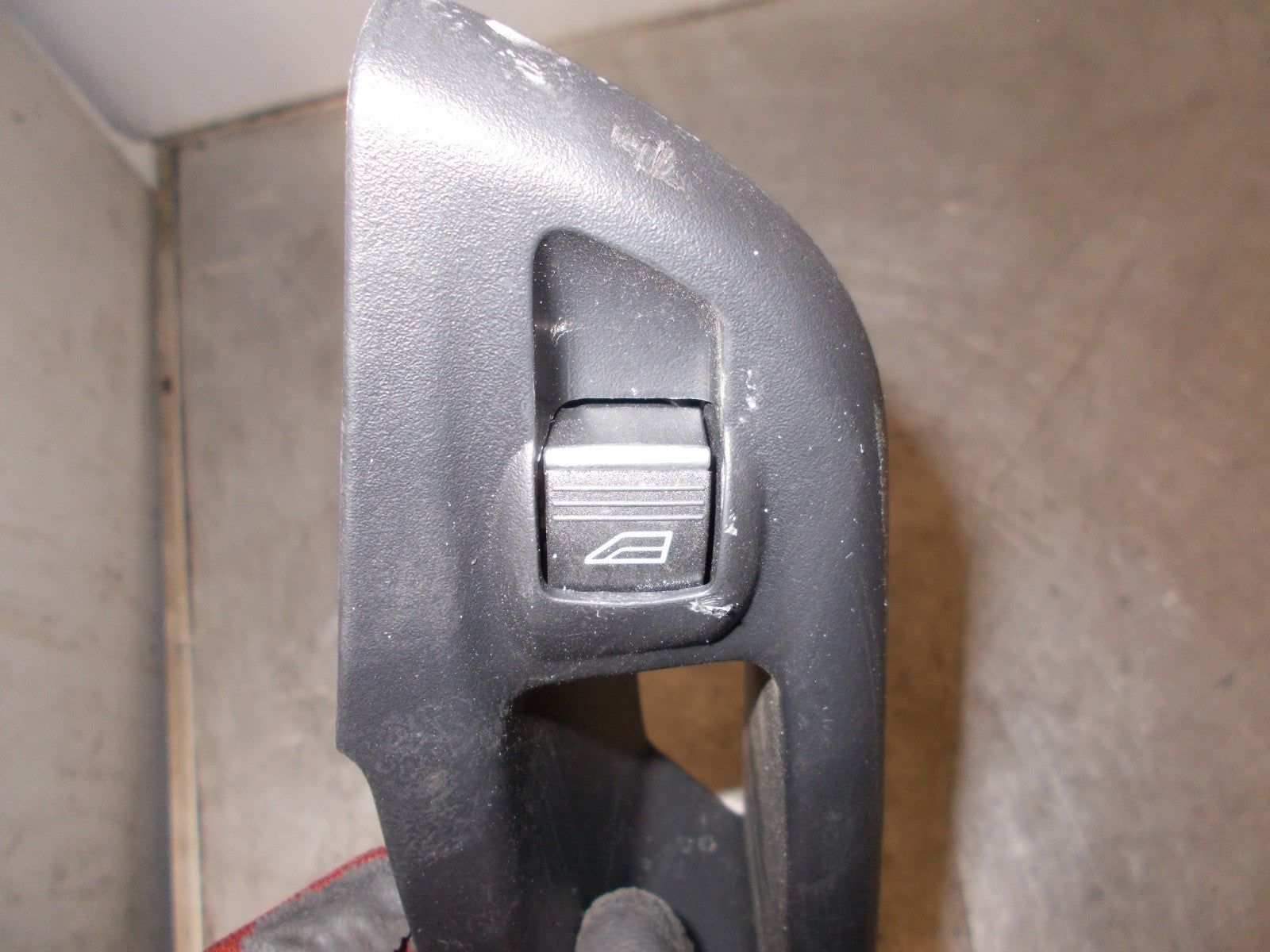FORD FOCUS 2017 MK3 NSR PASSENGER SIDE REAR ELECTRIC WINDOW SWITCH BM51A237W21