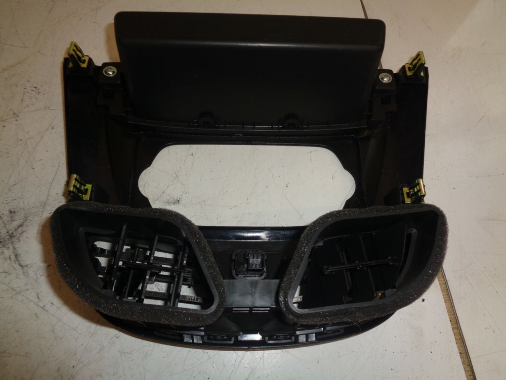 VAUXHALL VIVA 2017 RADIO SURROUND TRIM & AIR VENTS 94515816