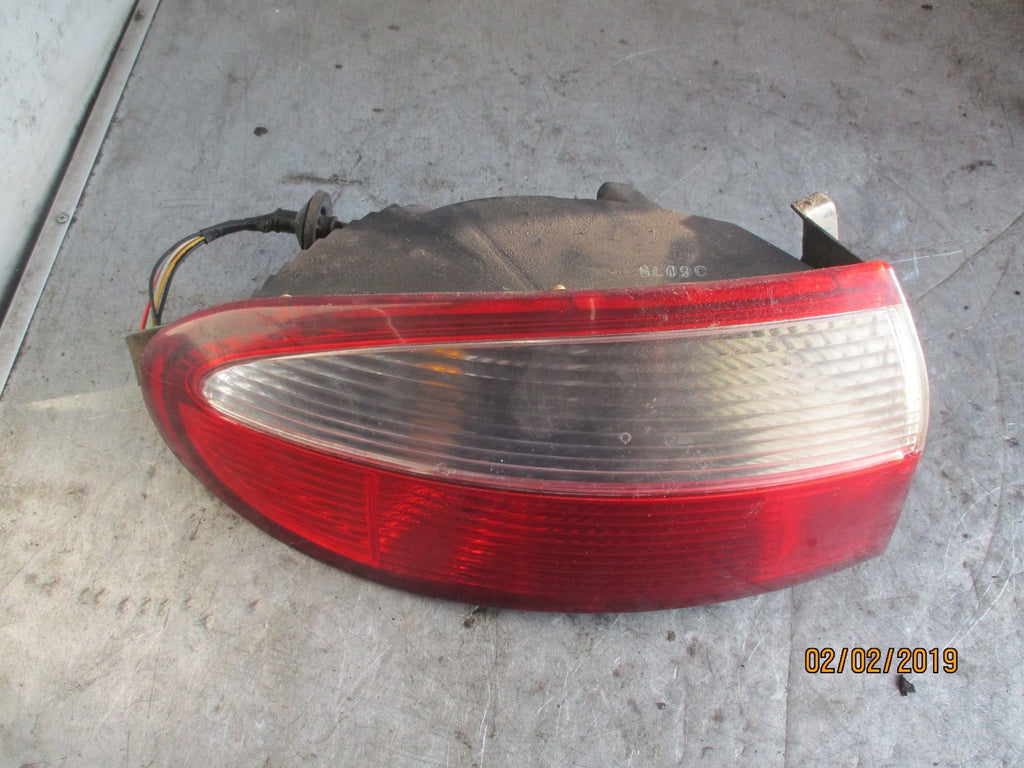 DAEWOO LANOS 2000 NSR PASSENGER SIDE REAR LIGHT TAIL LIGHT