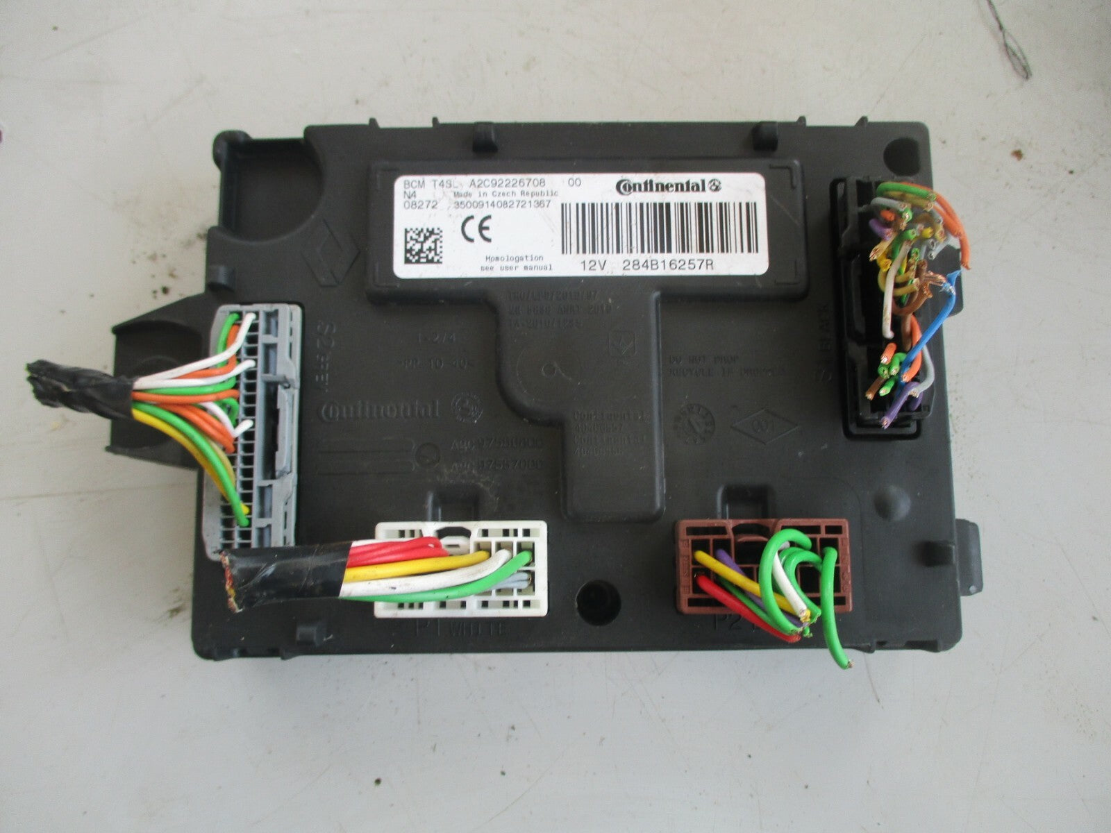 RENAULT CLIO X98 MK4 2019 FUSE BOX RELAY UNIT MODULE A2C92226708
