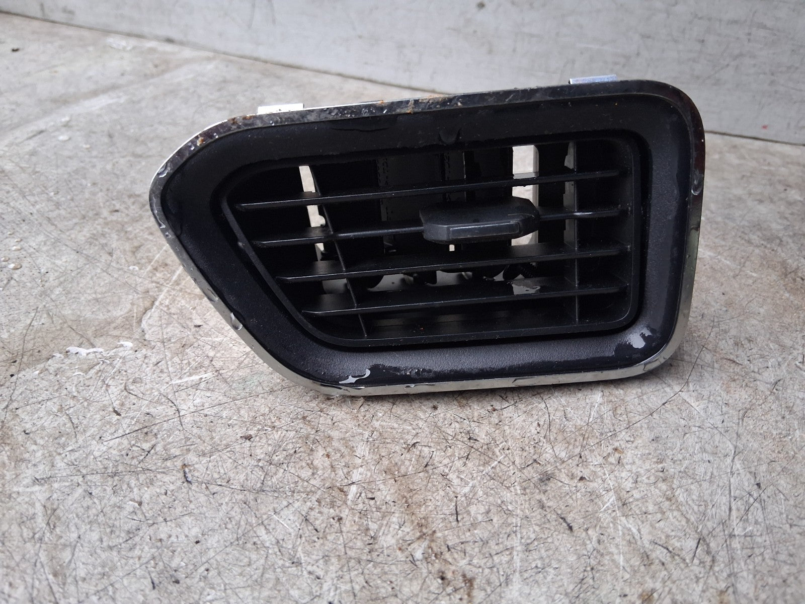 2020 RENAULT MASTER MK3 NSF PASSENGER SIDE FRONT DASHBOARD AIR VENT 687505442R
