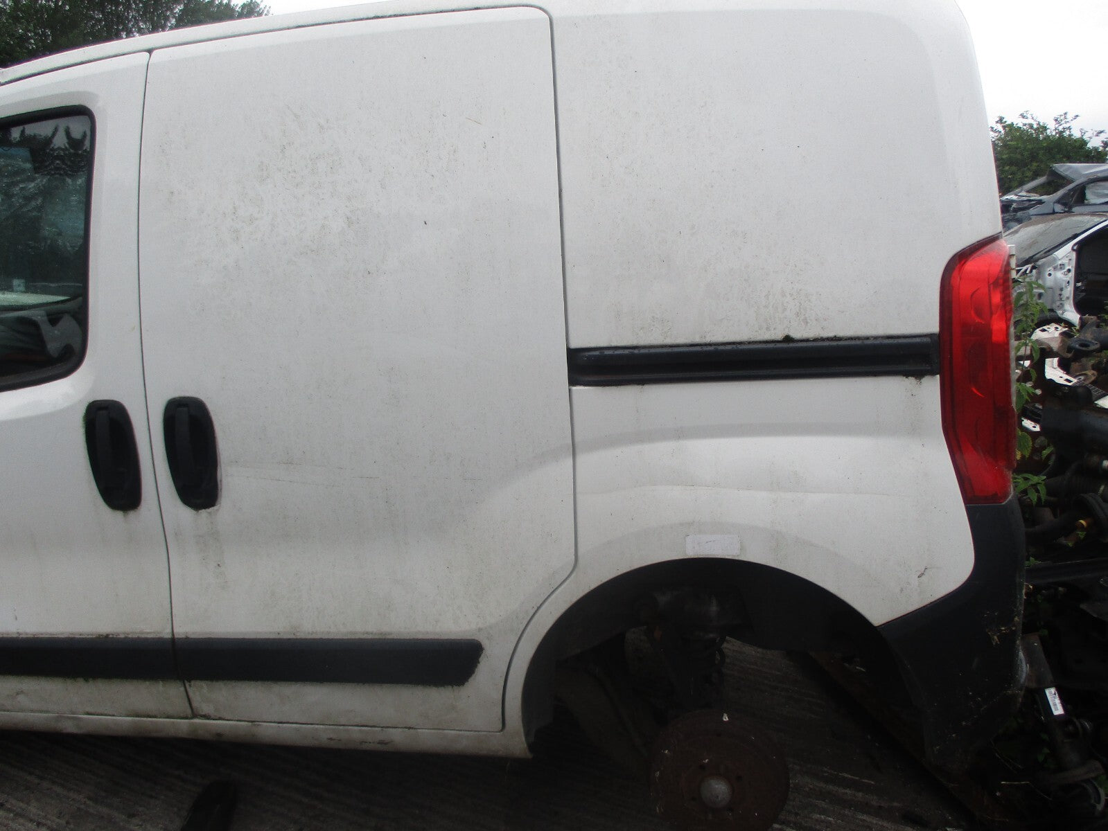 FIAT FIORINO 2011 NS PASSENGER SIDE SLIDING DOOR WHITE