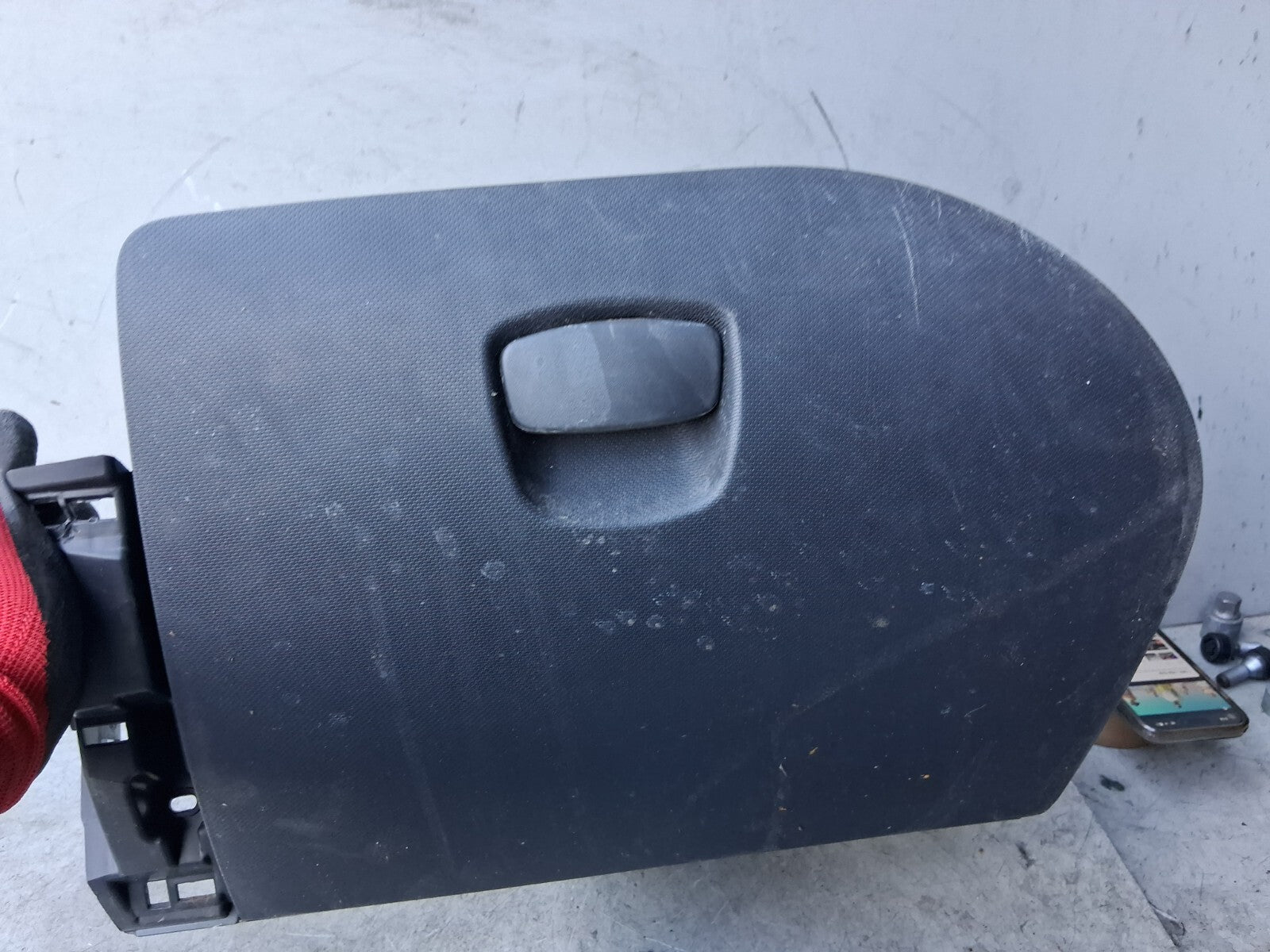 RENAULT CAPTUR 2014 GLOVE BOX FRONT STORAGE COMPARTMENT 685000850R