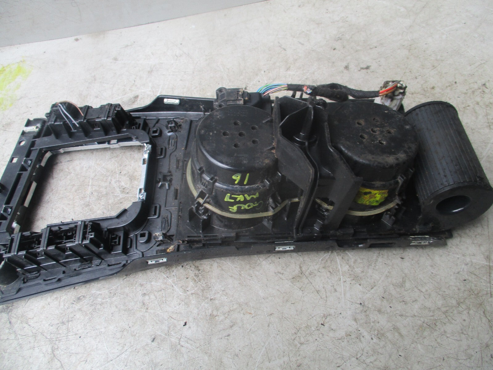2016 VOLKSWAGEN GOLF MK7 CENTRAL DASHBOARD CONSOLE FACIAL TRIM 5G2864263