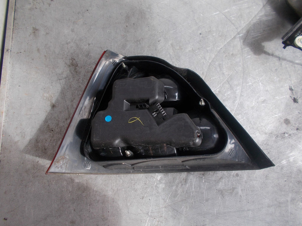 ROVER M.G OS/ DRIVER SIDE REAR LIGHT F001802R028102