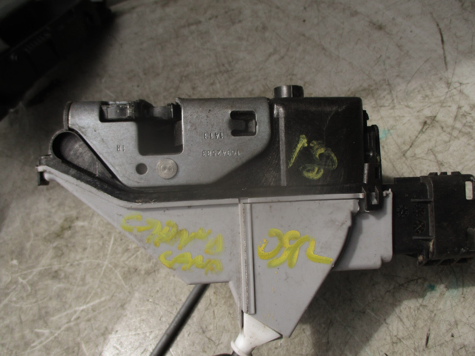 2018 VAUXHALL GRANDLAND X SE OSR DRIVER SIDE REAR DOOR LOCK MECHANISM 16943126
