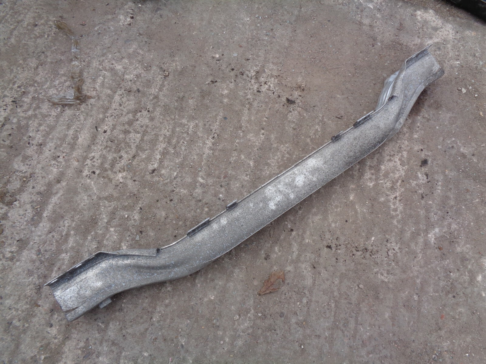 VAUXHALL ASTRA H 2004 2009 REAR BUMPER REINFORCEMENT CRASH IMPACT BAR 13125147