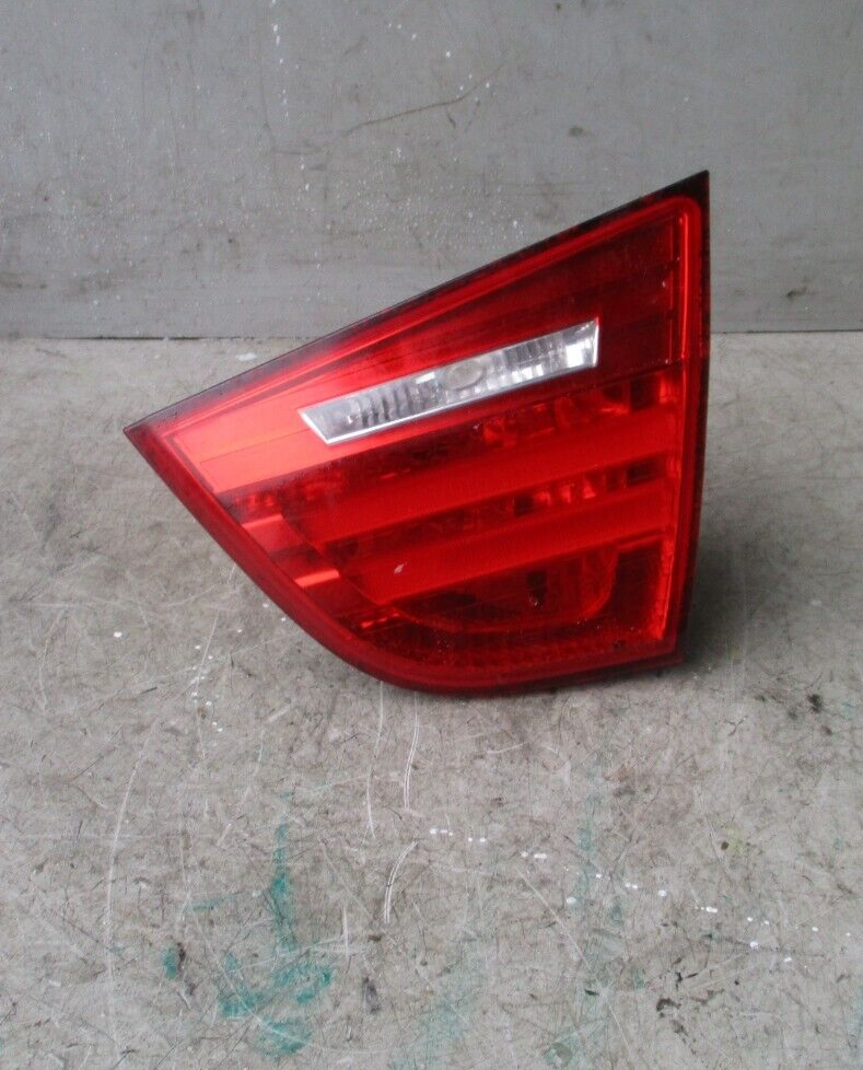 2011 BMW E90 OSR RIGHT REAR INNER BOOT LID LIGHT LAMP 218402