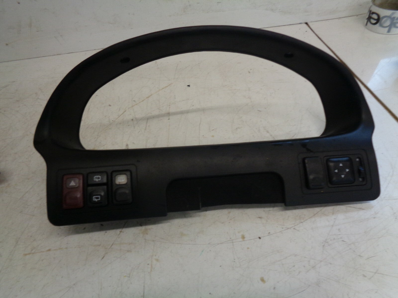 KIA SPORTAGE MK1 2001 SPEEDO CLOCK SURROUND HAZARD WIPER MIRROR SWITCH