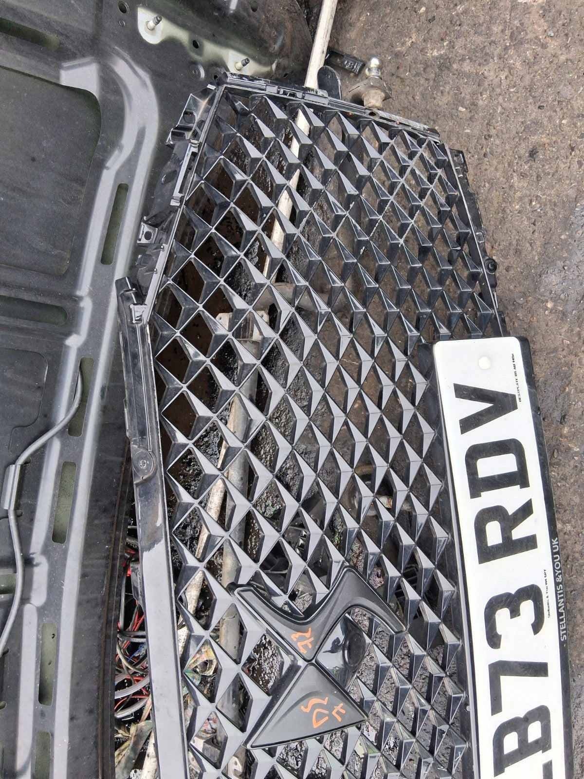 2024 DS AUTOMOBILES DS 7 FRONT BUMPER RADIATOR GRILL GRILLE 98419790