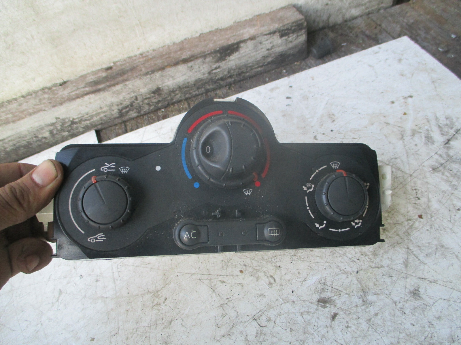 RENAULT MEGANE 2005 MK2 HEATER AC CLIMATE CONTROL SWITCH