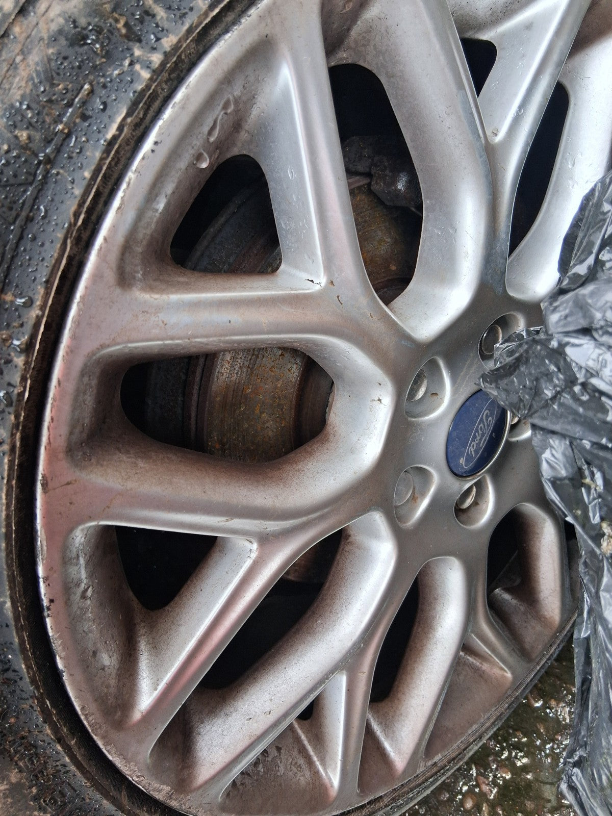 2017 FORD FOCUS MK3 ST LINE 18 INCH ALLOY WHEEL WITH TYRE 235/40R18
