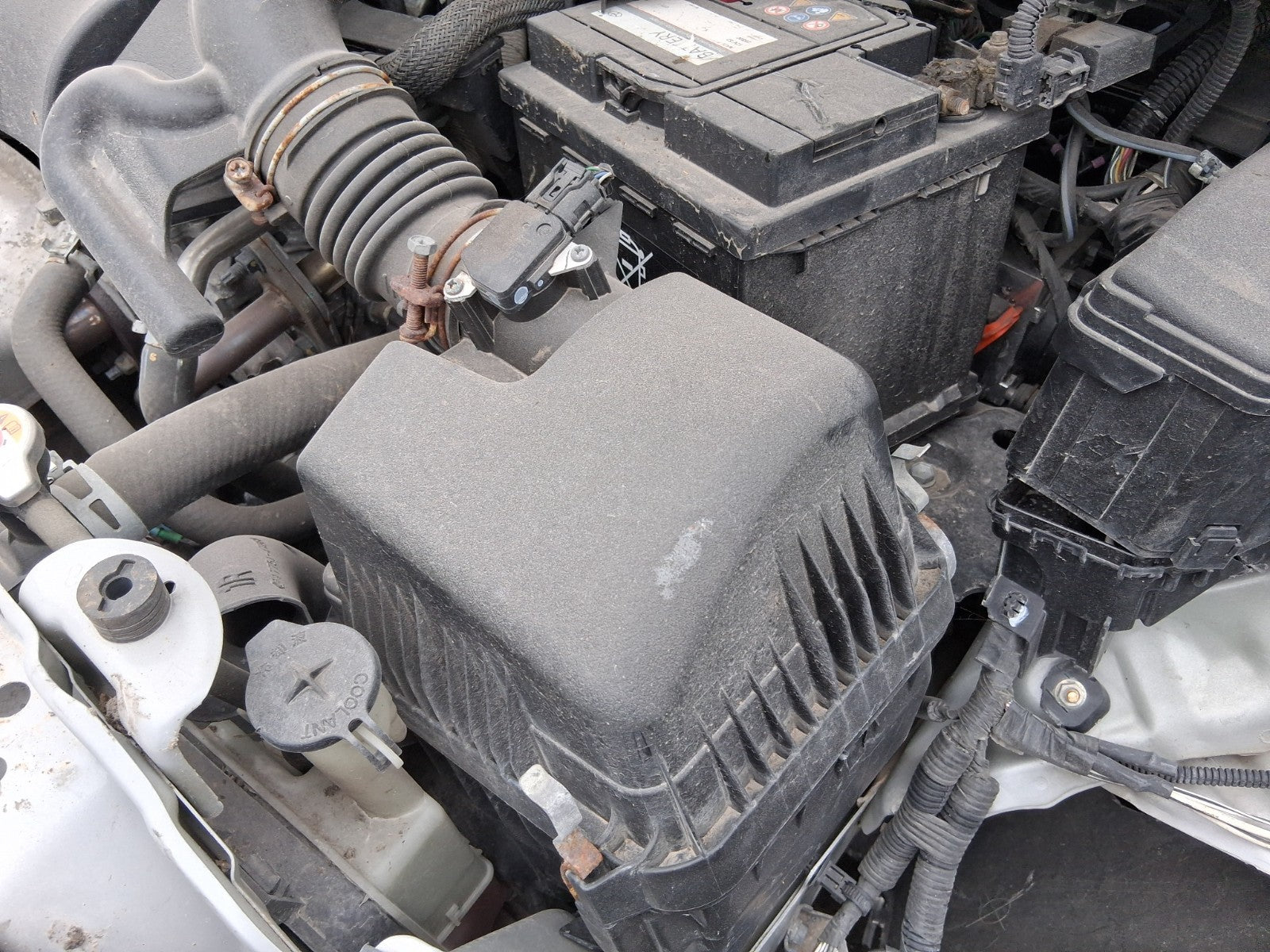 TOYOTA YARIS MK3 2019 1.5 DIESEL AIR FILTER BOX