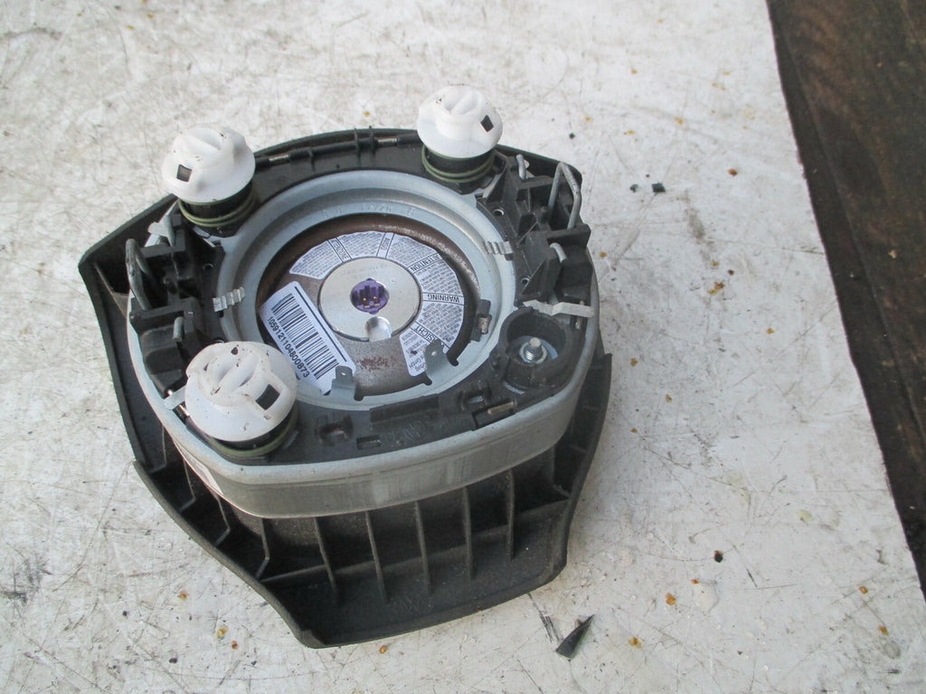VW VOLKSWAGEN TOURAN MK6 GOLF 2012 DRIVER`S STEERING WHEEL 1T0880201R