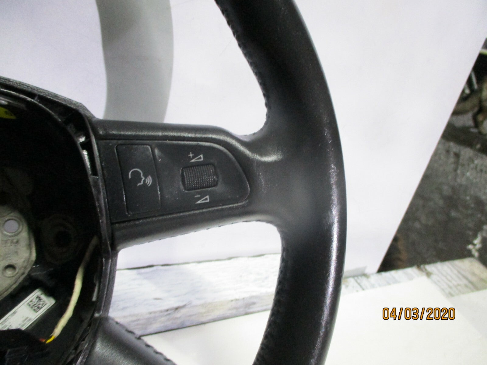 AUDI A6 C6 2008 4 SPOKE MULTI FUNCTION MODE LEATHER STEERING WHEEL 4F0419091DB