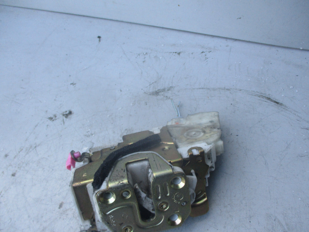 NISSAN NAVARA 2003 NSR PASSENGER SIDE REAR DOOR LOCK MECHANISM 805525P003