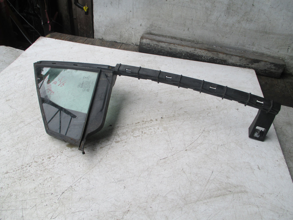 FORD MONDEO MK5 2016 NSF PASSENGER SIDE FRONT DOOR QUARTER WINDOW GLASS