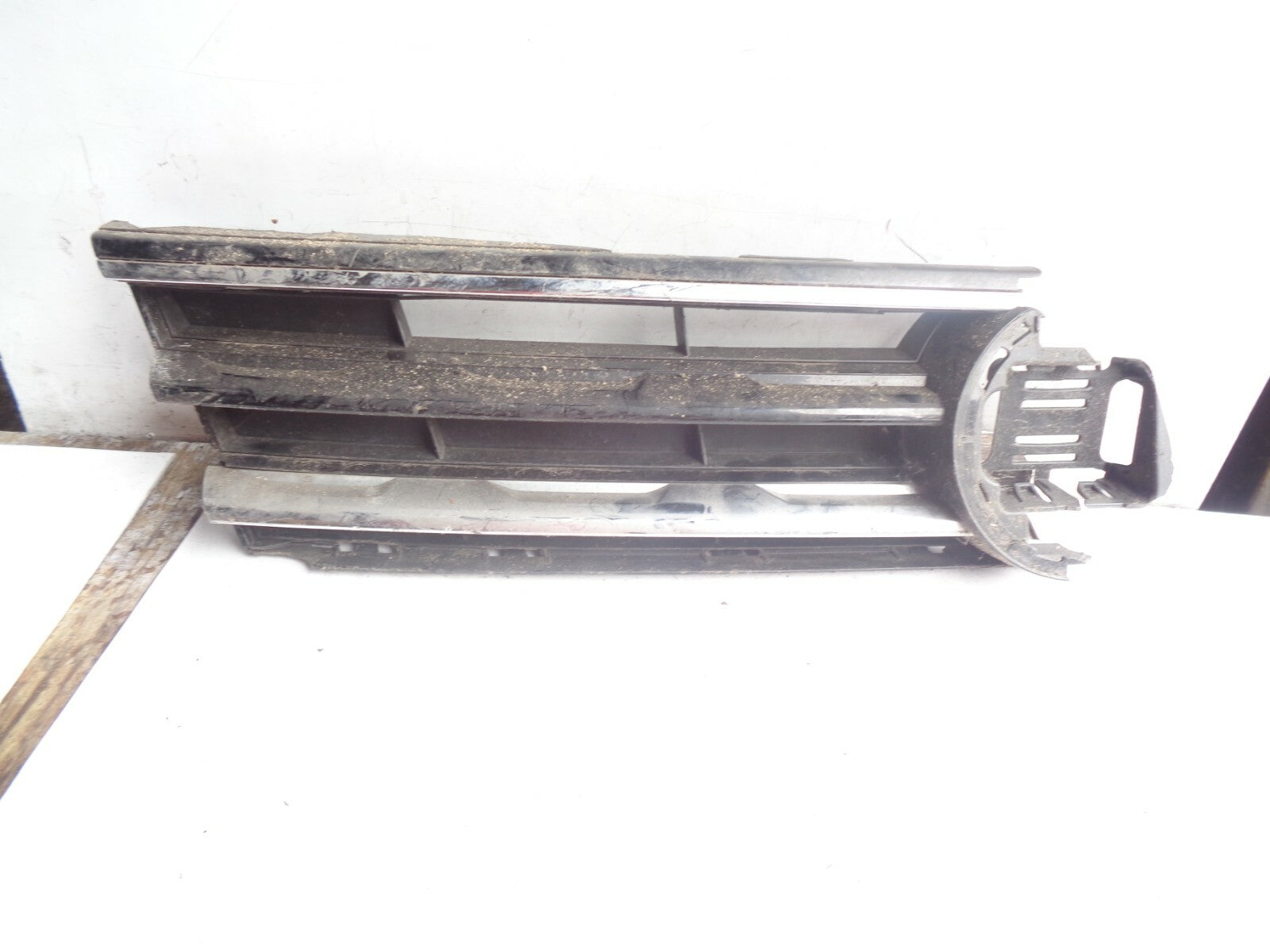 VW VOLKSWAGEN TIGUAN AD MK2 2019 FRONT BUMPER GRILL GRILLE 5na 853 653a