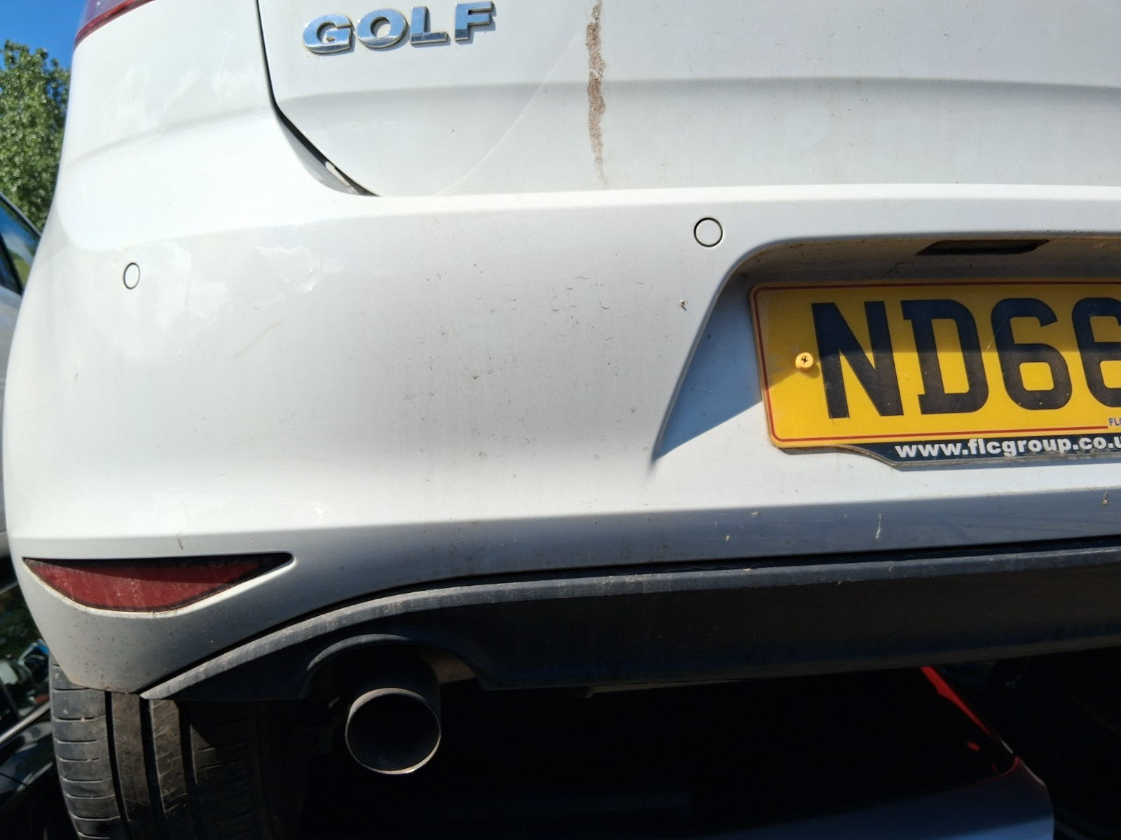 2016 VOLKSWAGEN GOLF MK7 REAR COMPLETE BUMPER WITH PDC SENSORS PURE WHITE LC9A