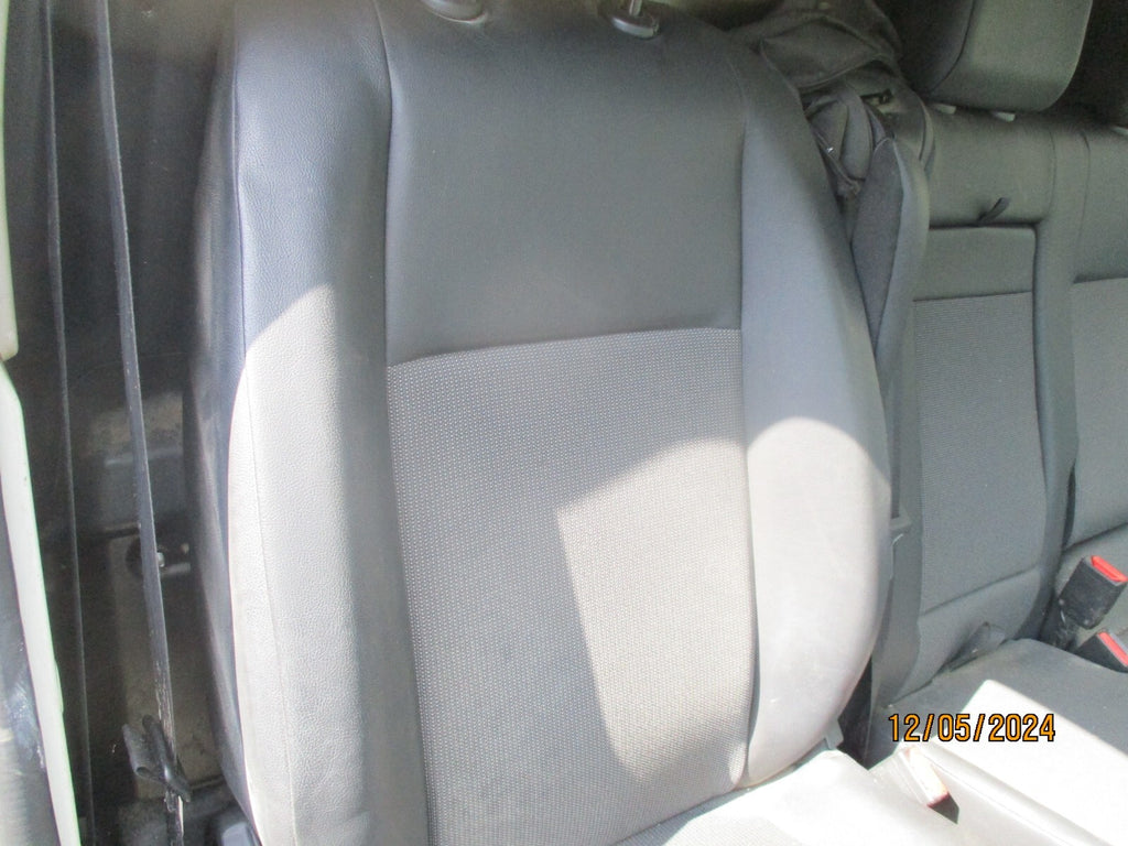 VAUXHALL VIVARO MK3 C 2020 OSF DRIVER SIDE FRONT COMPLETE SEAT HALF LEATHER