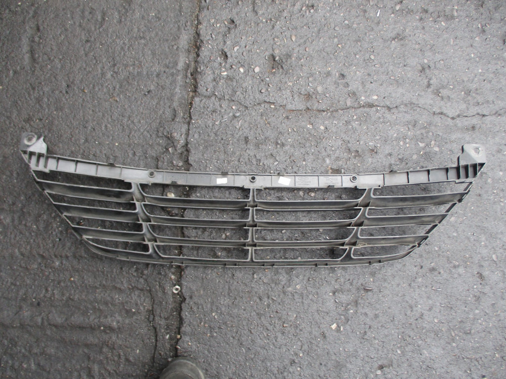 HYUNDAI IX35 2015 FRONT BUMPER GRILL TRIM