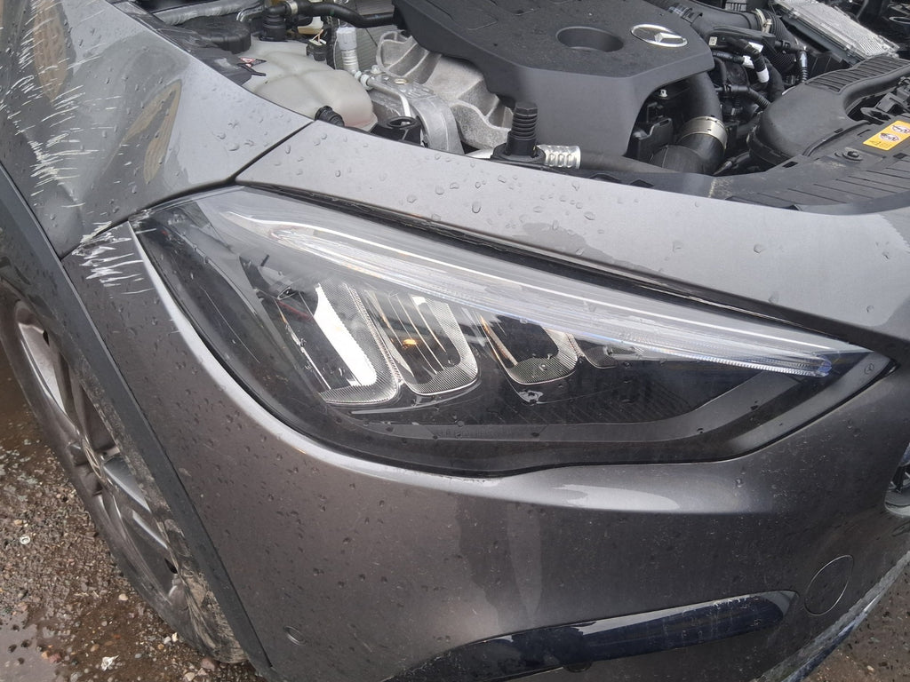 2025 MERCEDES BENZ GLA 180 FACELIFT H247 OSF DRIVER SIDE HEADLIGHT A2479066407