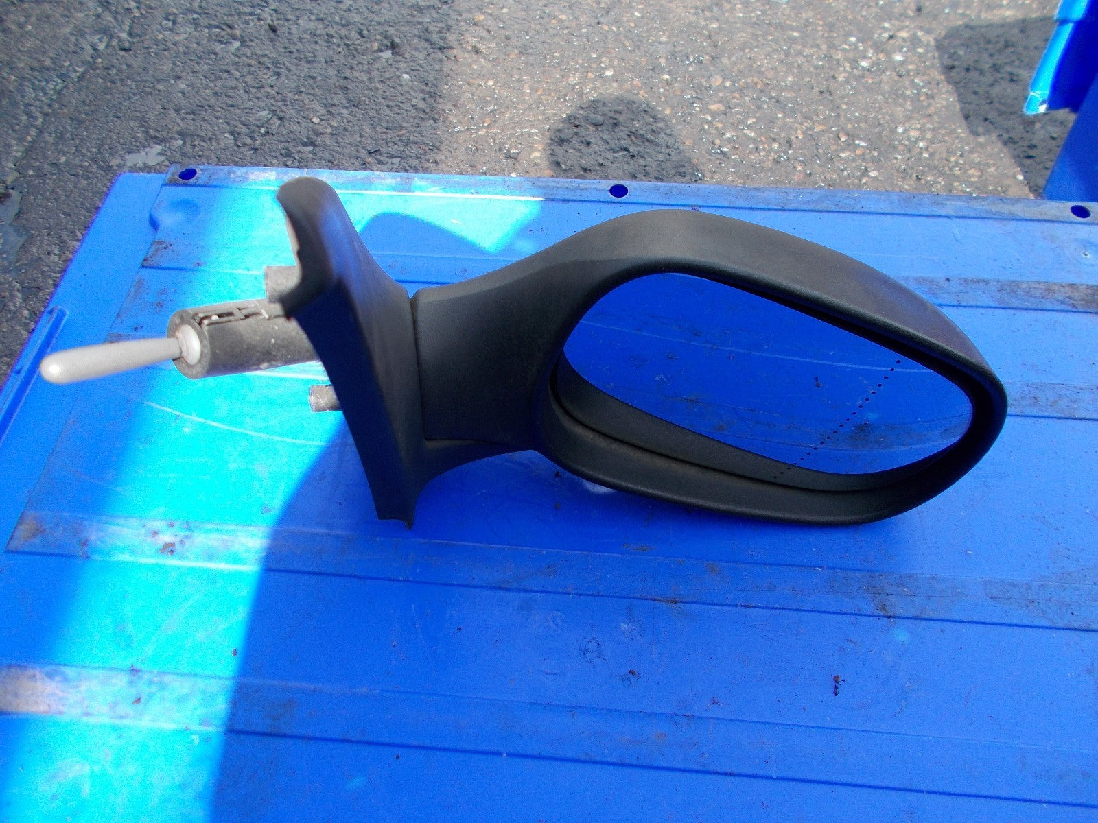 1999 RENAULT CLIO MK2 OS DRIVERS SIDE MANUAL WING MIRROR E2017005 BLACK