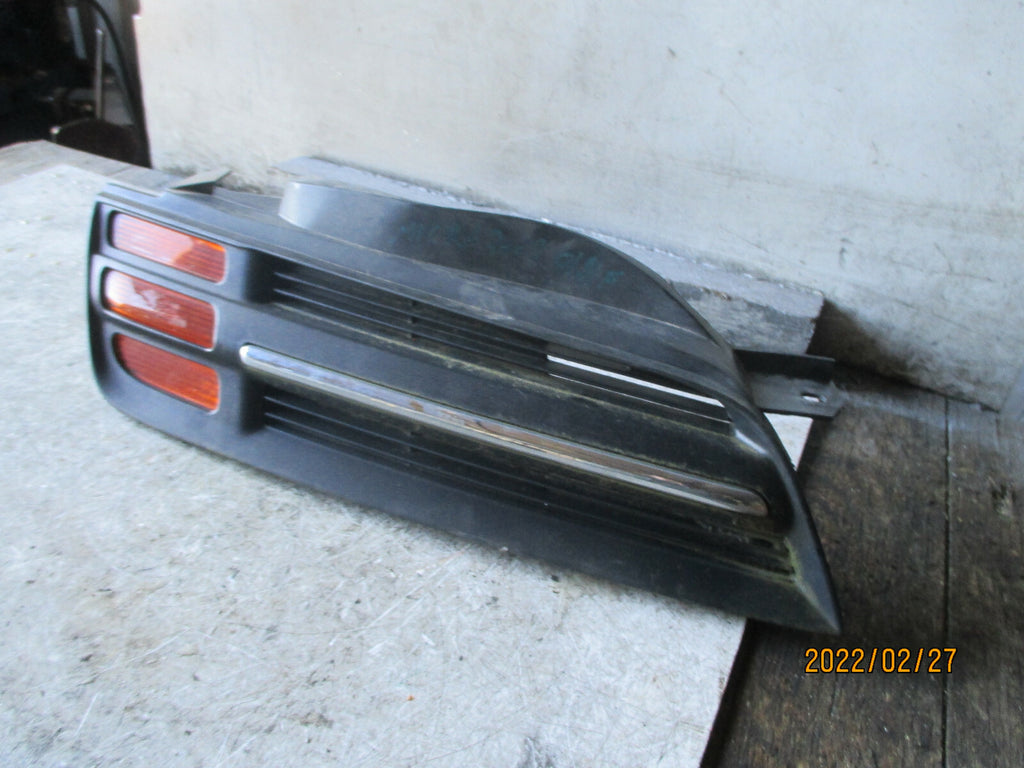 NISSAN MICRA 2003 K12 OSF DRIVER SIDE FRONT FOGLIGHT GRILL