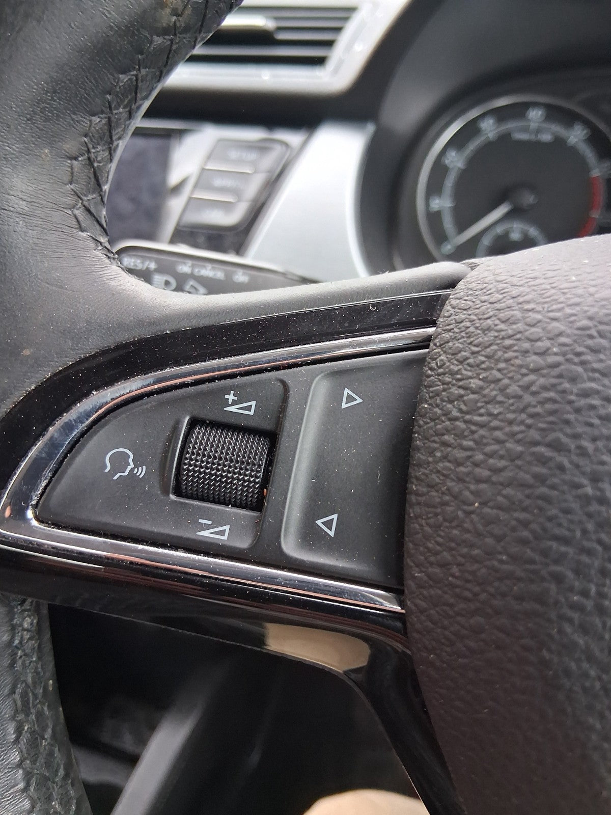 2019 SKODA FABIA MK3 NJ MULTIFUNCTIONAL STEERING WHEEL WITHOUT AIRBAG BLACK