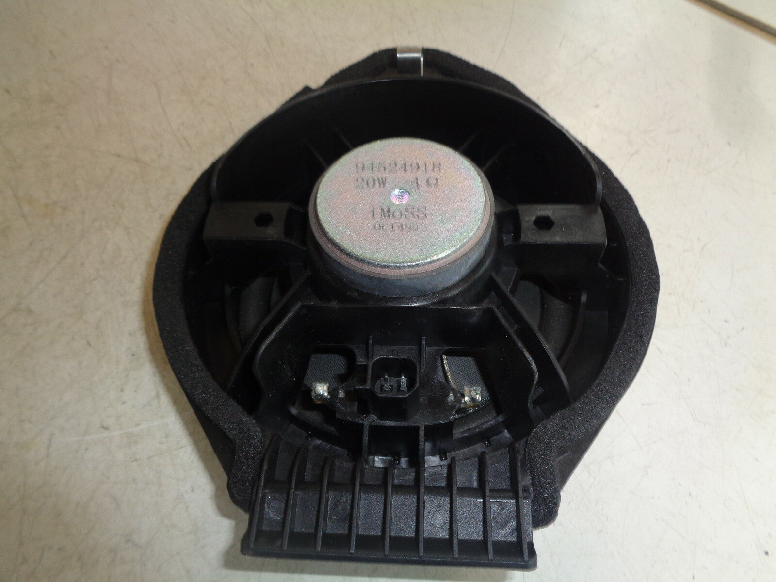VAUXHALL VIVA 2017 NS PASSENGER SIDE FRONT DOOR SPEAKER 94524918