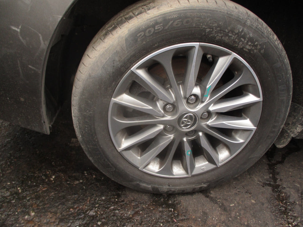 2017 TOYOTA VERSO 16 INCH ALLOY WHEEL WITH TYRE 205/60R16 REF 1