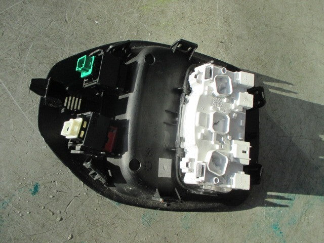 2016 CITROEN DS4 CD INTERIOR FRONT ROOF READING LIGHT 9671973977
