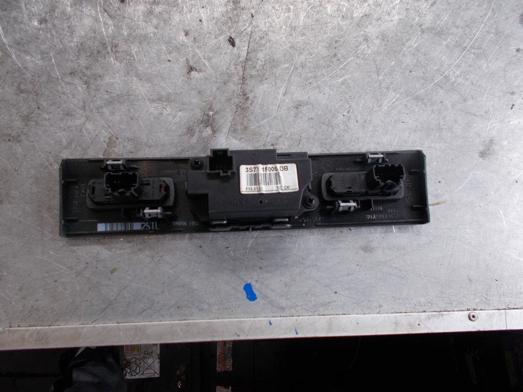 FORD MONDEO MK3 2000-2007 2.0 TIME CLOCK HAZARD & TRIM 4S71F044K08