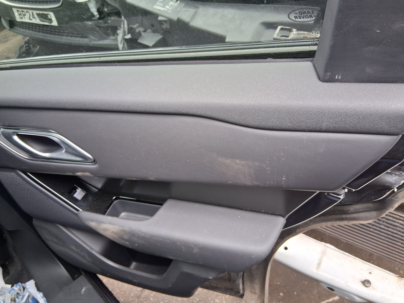 2024 RANGE ROVER VELAR P400e OSR DRIVER REAR DOOR CARD WITHOUT SWITCH