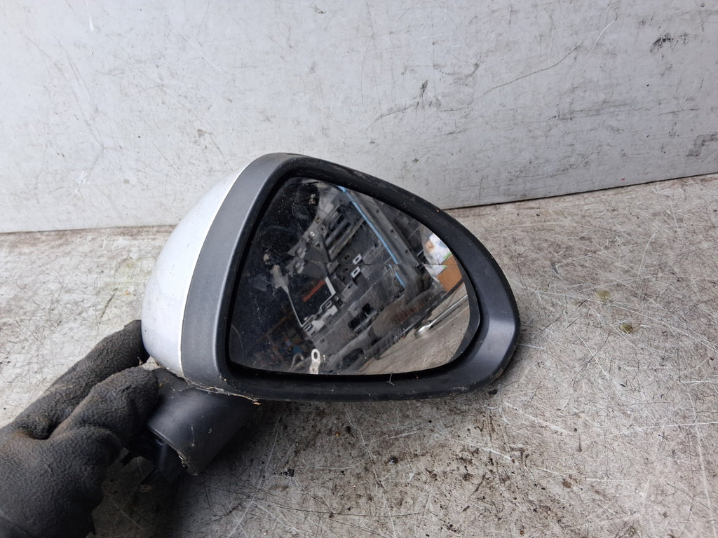2008 VAUXHALL CORSA D OSF DRVER SIDE FRONT RIGHT WING MIRROR SILVER