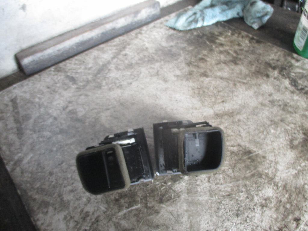 SKODA FABIA 2007 DASH AIR VENTS 5J0819702