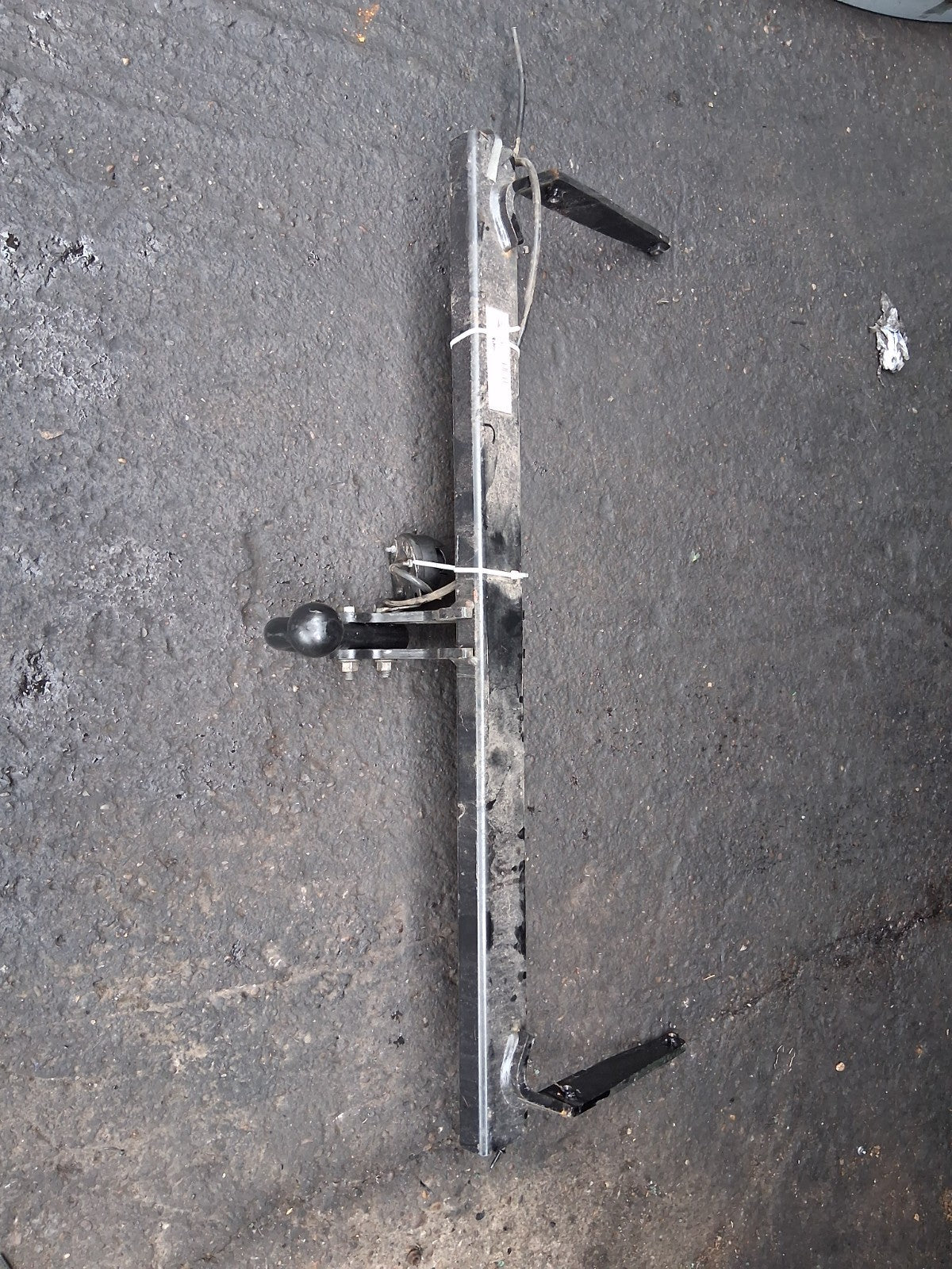 VW VOLKSWAGEN PASSAT B8 2018 ESTATE REAR TOW BAR WITH ELECTRICS