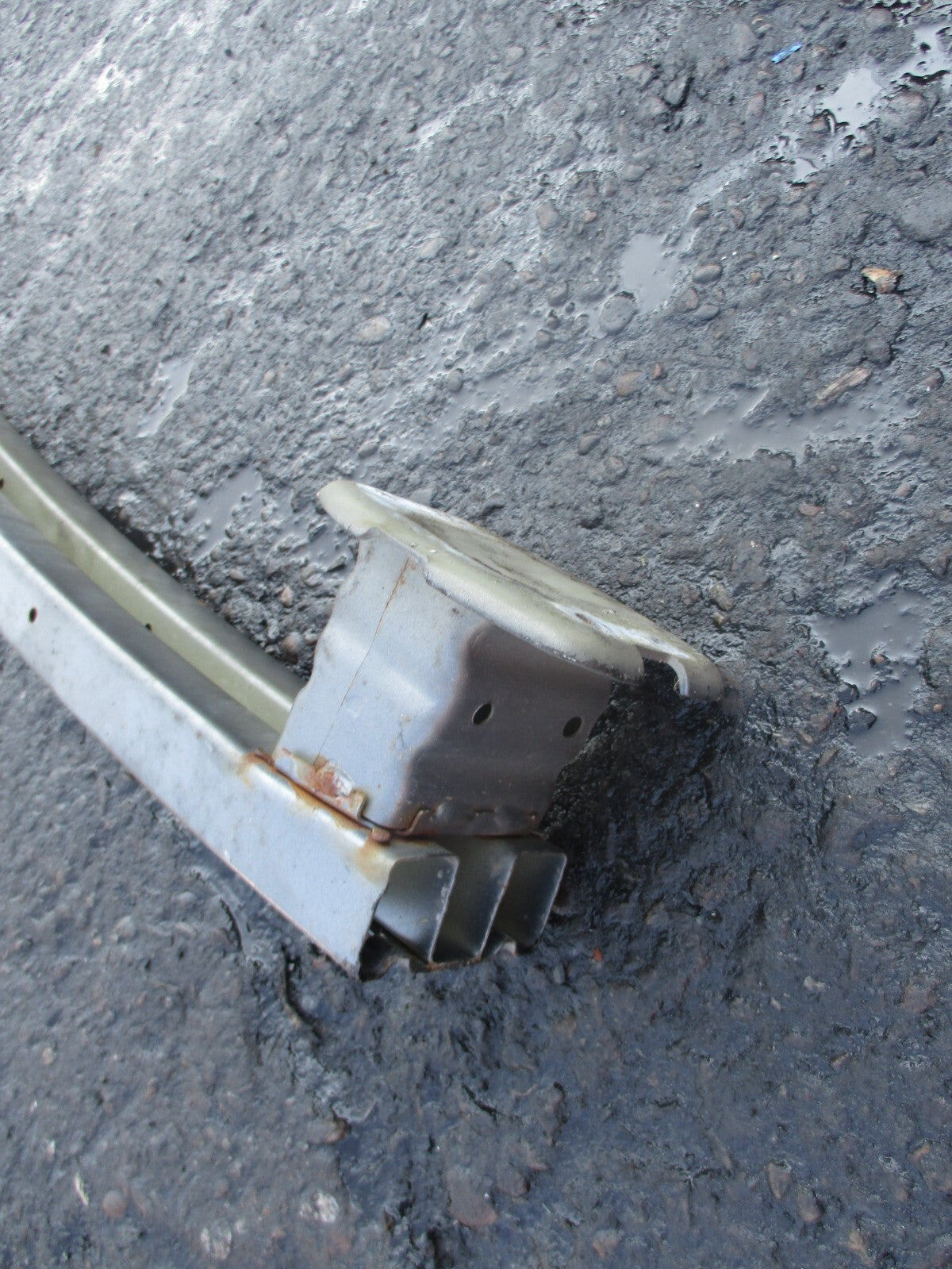 NISSAN JUKE F15 2017 FACELIFT REAR BUMPER REINFORCEMENT CRASH BAR