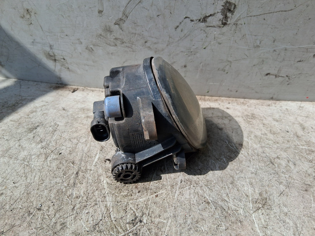 2010 BMW 5 SERIES F10 OSF DRIVER SIDE FRONT RIGHT FOG LIGHT 63177839866