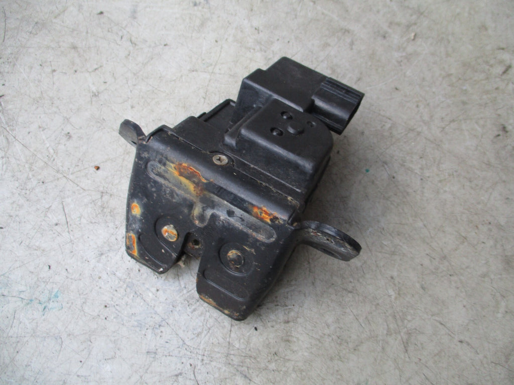 2015 HYUNDAI IX35 REAR TAILGATE BOOTLID BOOT LOCK MECHANISM 812301H300