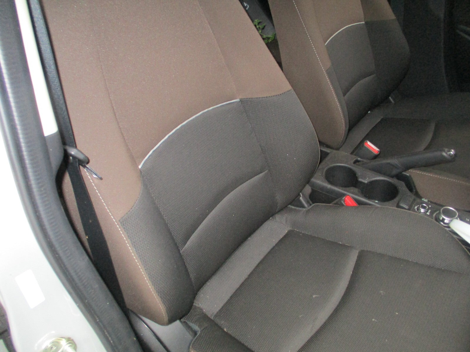 2023 MAZDA 2 MK3 DJ OSF DRIVER SIDE FRONT COMPLETE SEAT FABRIC